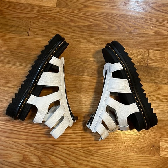 SALE Dr Marten Olson Sandals White Size 9 NEW - Picture 6 of 16